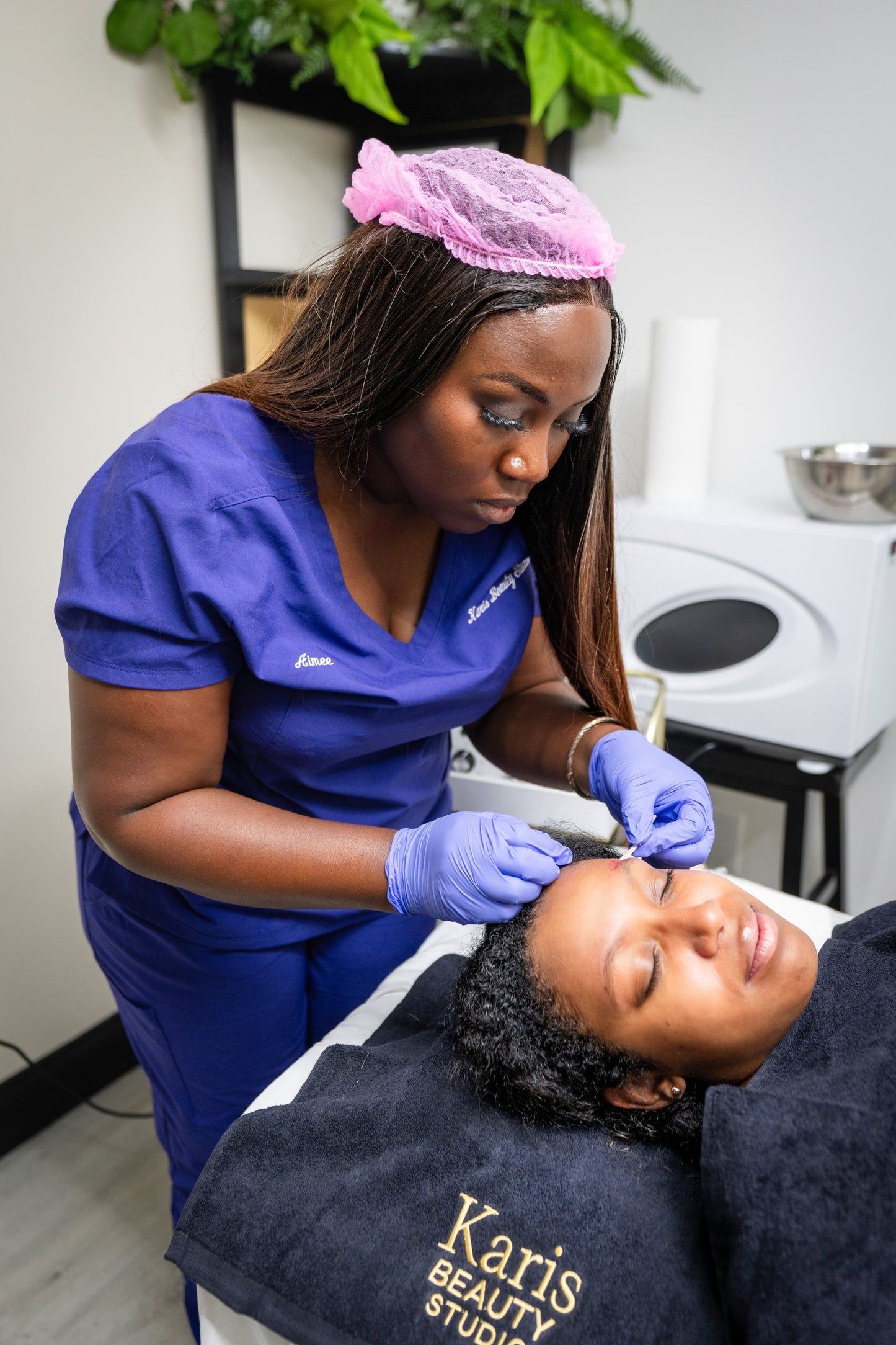 Facials & Facial Waxing